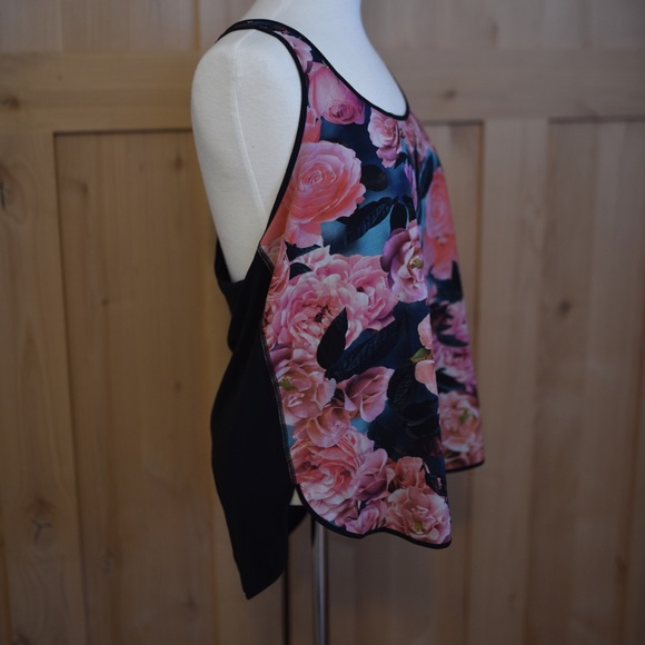 Rare Lululemon Workout Tank - Picture 3 of 7